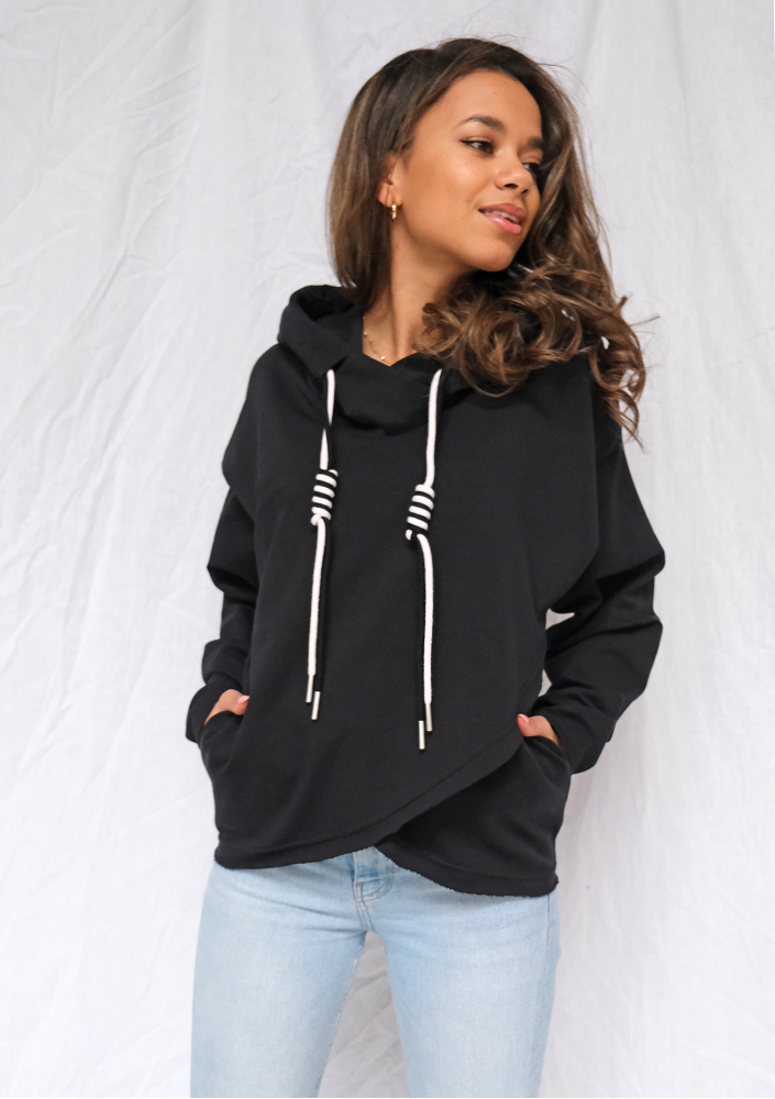 Bluza z troczkami Czarna