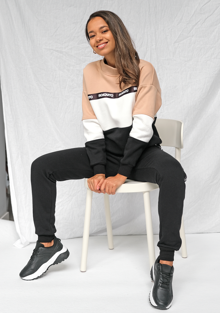 Dresowe spodnie z lampasami logo Czarne ILM