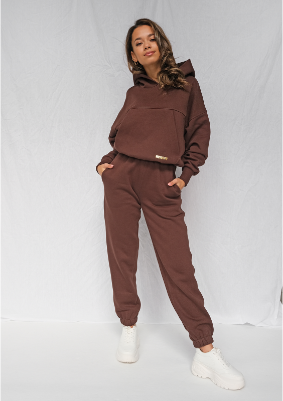 Dresowe spodnie o luźnym kroju Czekoladowe ILM