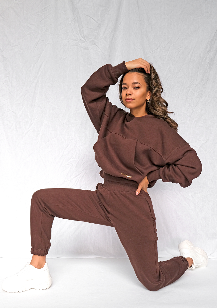 Bluza kangurka o luźnym kroju Czekoladowa ILM
