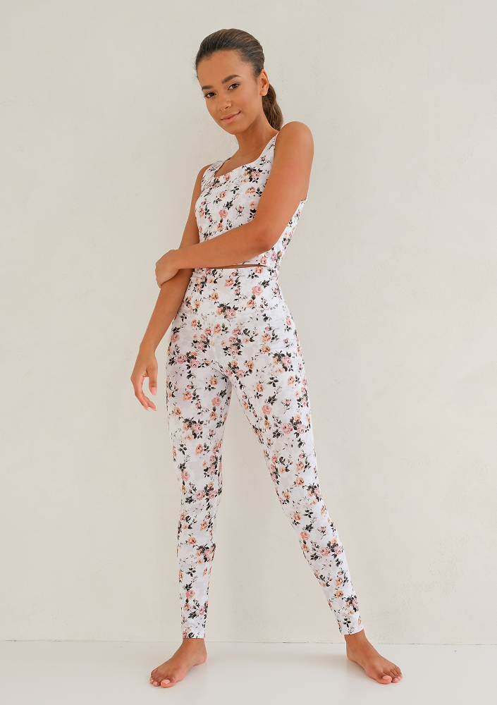 Short Top Roses Print