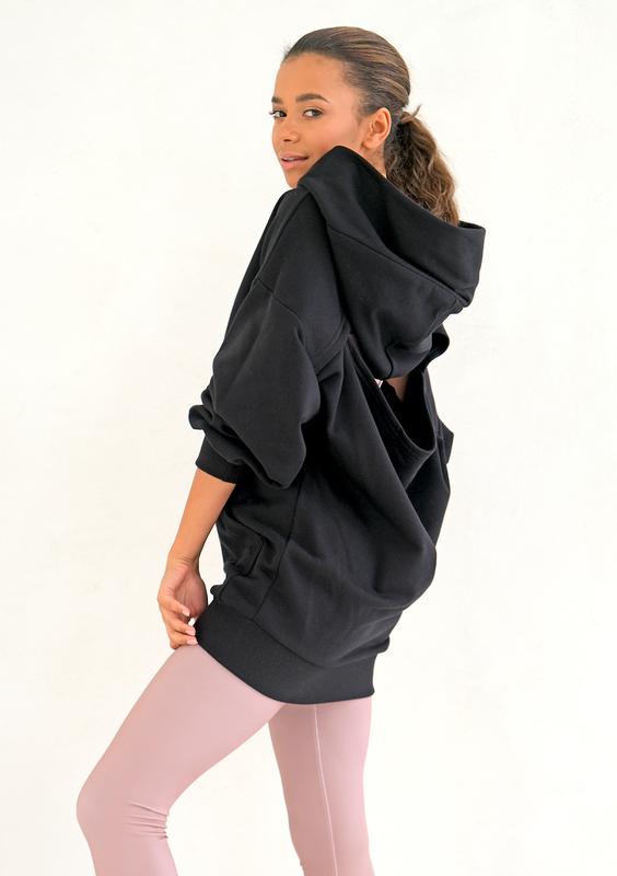 Tunika z pęknięciem na plecach Czarna