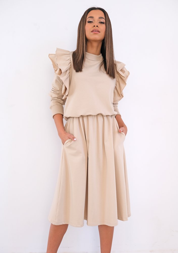 Midi beige skirt