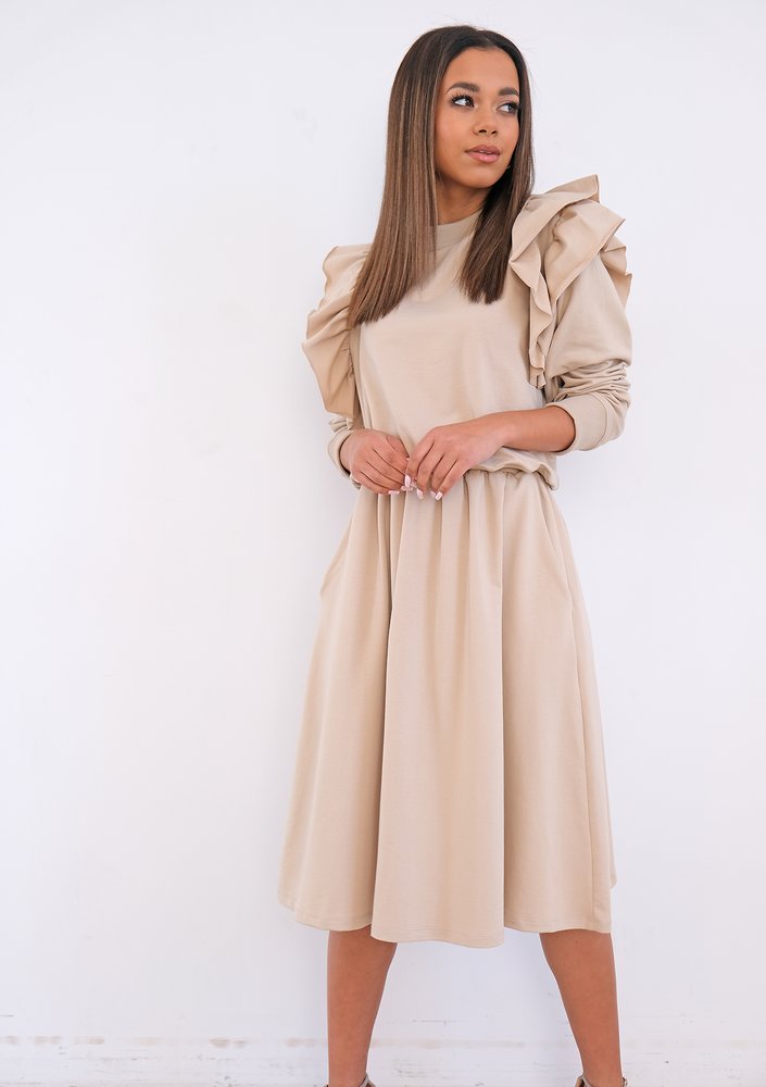Midi beige skirt