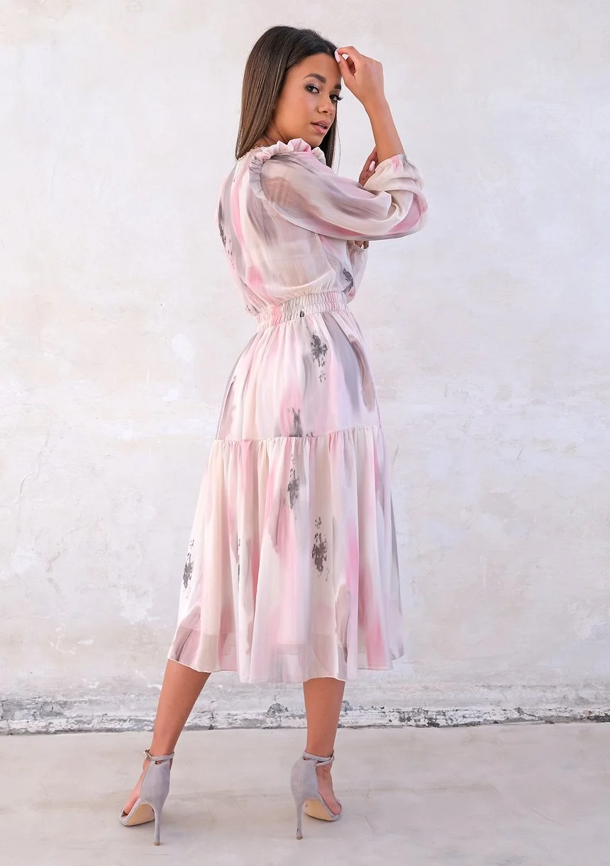 Kopertowa sukienka midi z szyfonu