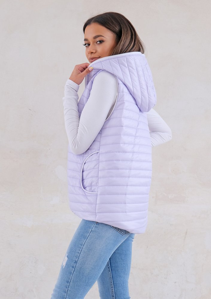 Quilted sleeveless lila jacket
