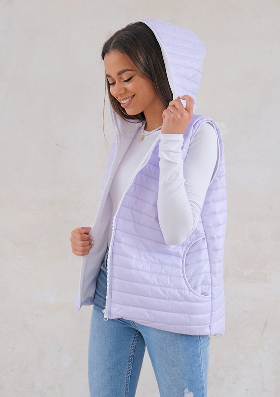 Quilted sleeveless lila jacket