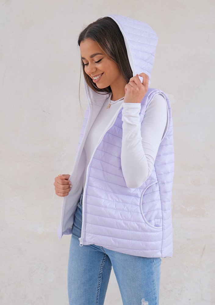 Quilted sleeveless lila jacket