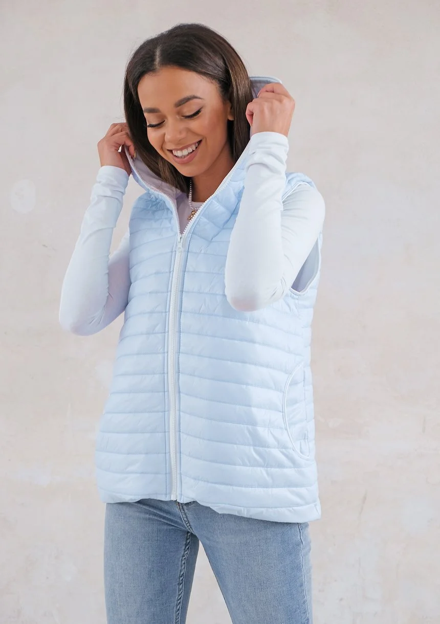 Quilted sleeveless light blue jacket Mosquito