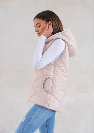 Quilted sleeveless beige jacket