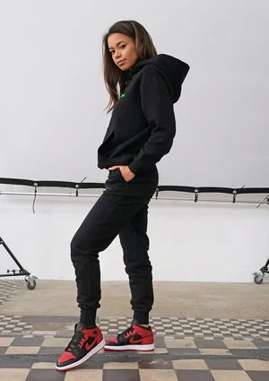 Czarna bluza z kapturem Lime Logo ILM