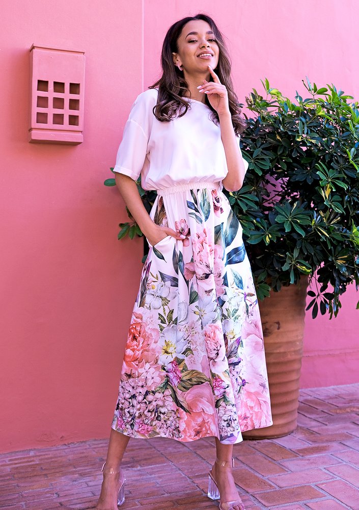 Midi ecru dress with floral print