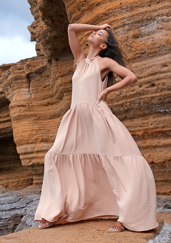 Letnia sukienka maxi Sunny Beige