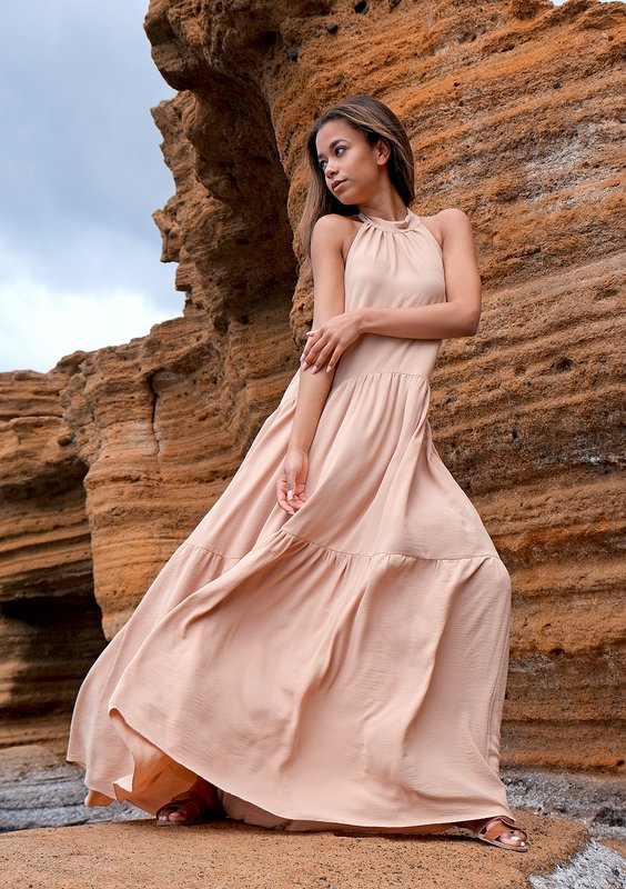 Letnia sukienka maxi Sunny Beige