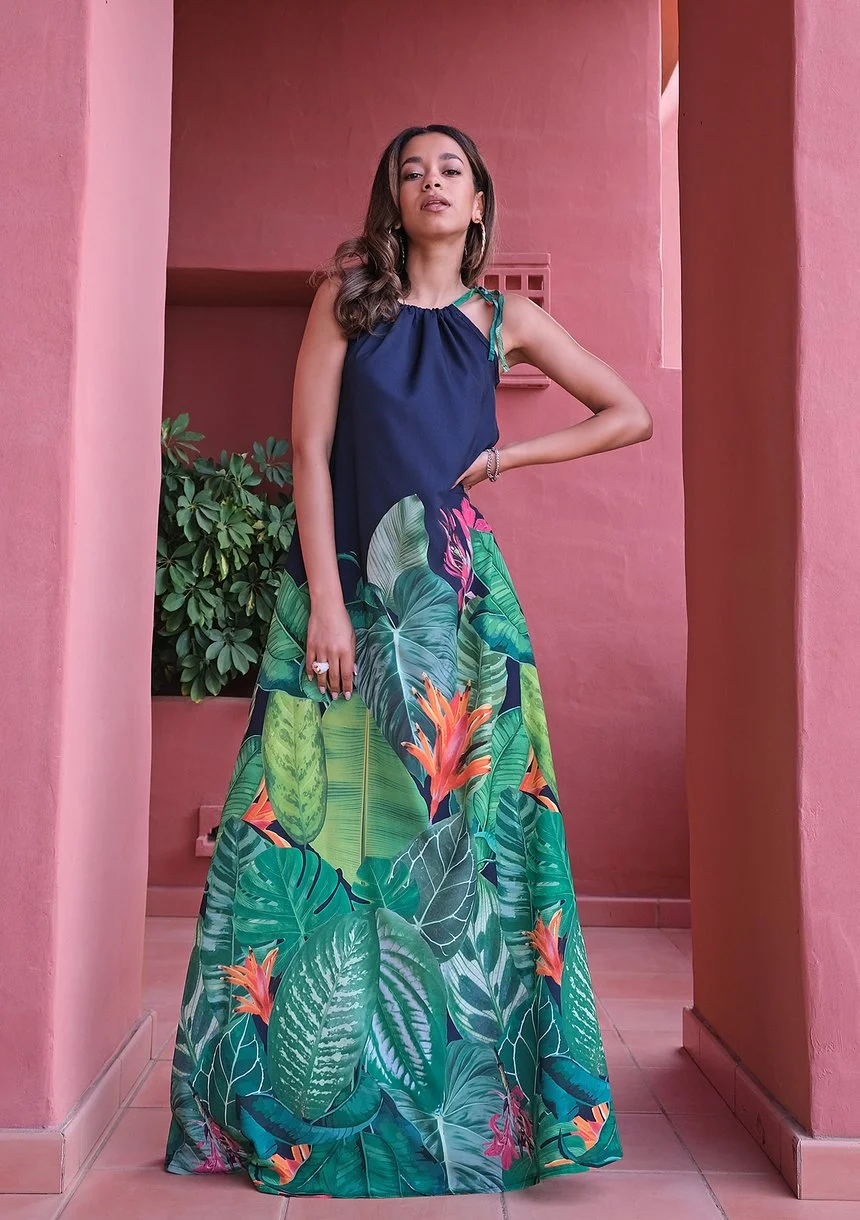 Maxi navy blue dress with a leaf pattern