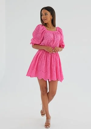 Openwork pink dress with puff sleeves