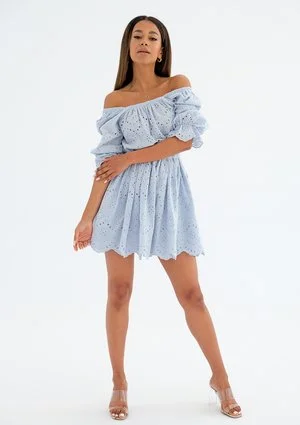 Openwork light blue dress with puff sleeves