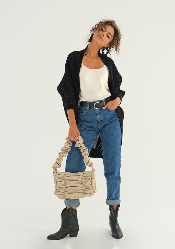 SWETER NARZUTKA OVERSIZE ILM A01 CZARNA