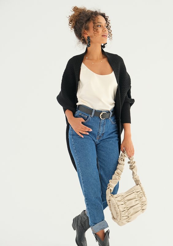 SWETER NARZUTKA OVERSIZE ILM A01 CZARNA