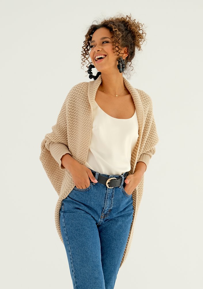 SWETER NARZUTKA OVERSIZE ILM A01 BEŻOWY