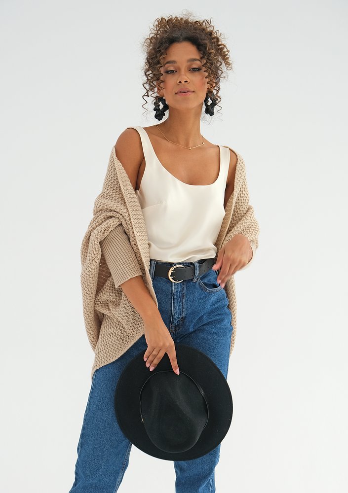 SWETER NARZUTKA OVERSIZE ILM A01 BEŻOWA
