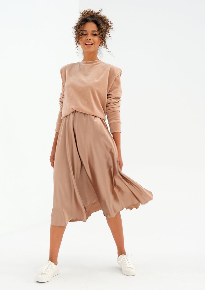 Midi beige satin skirt