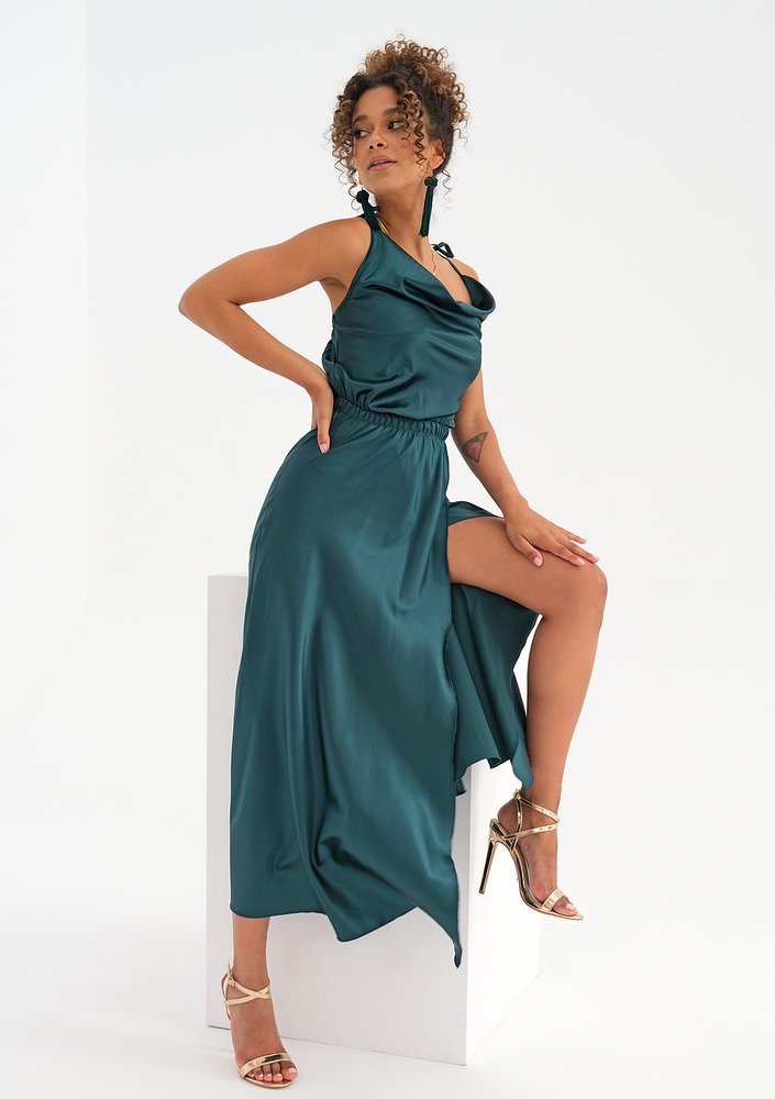 Midi satin green dress