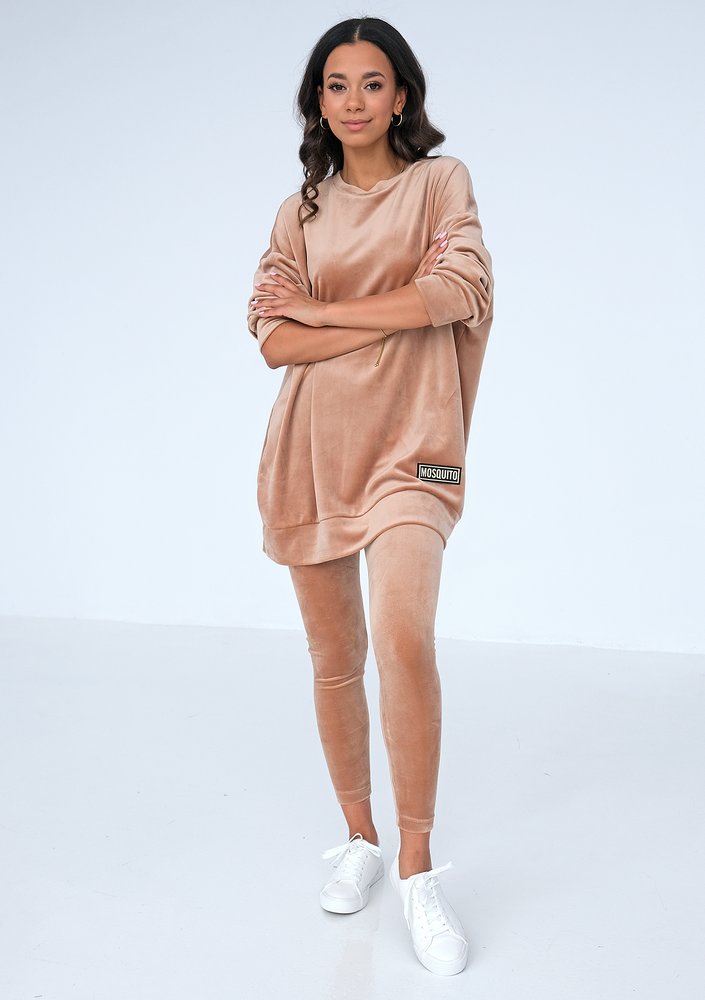Long beige velvet sweatshirt