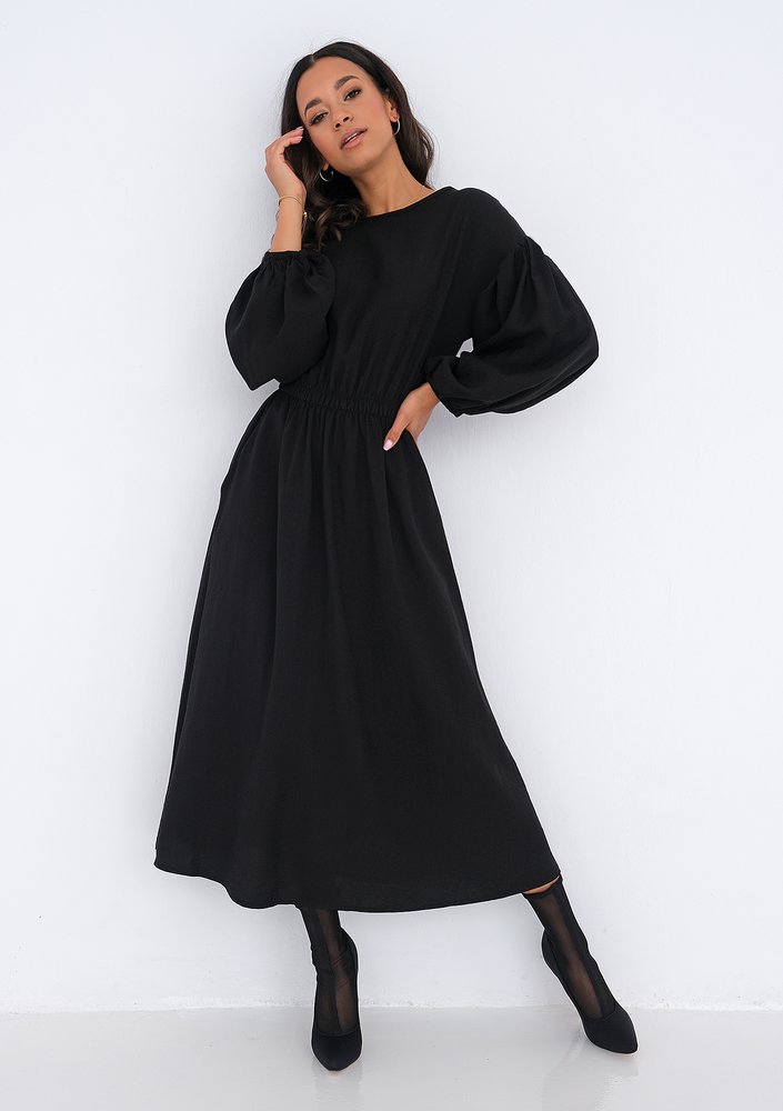 Midi black dress with pockets