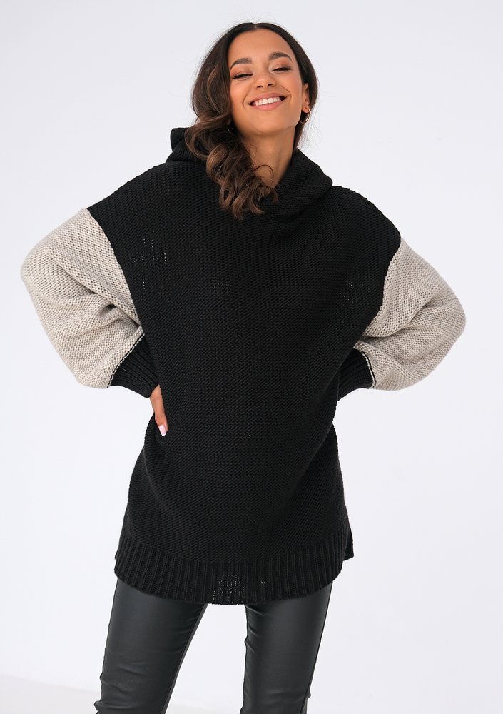 Long bicolor black sweater