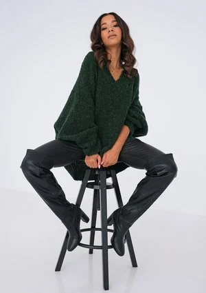 Sweter z dekoltem V oversize ZIELONY ILM