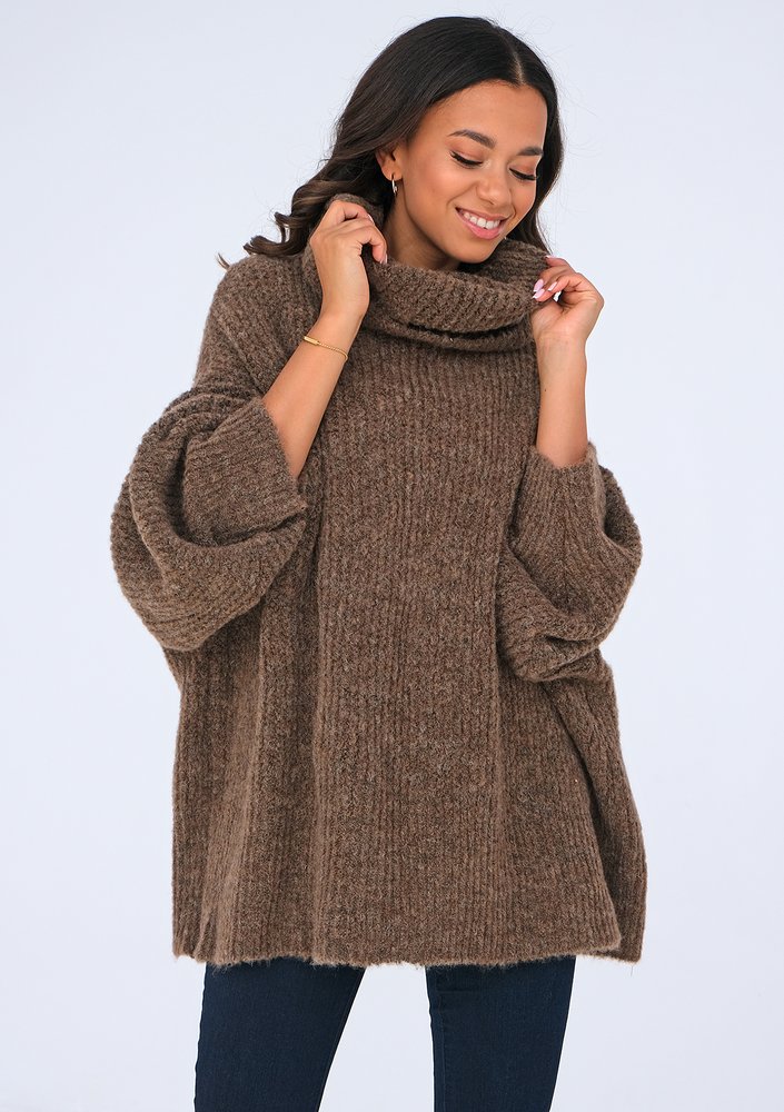 Brown turtleneck sweater ILM