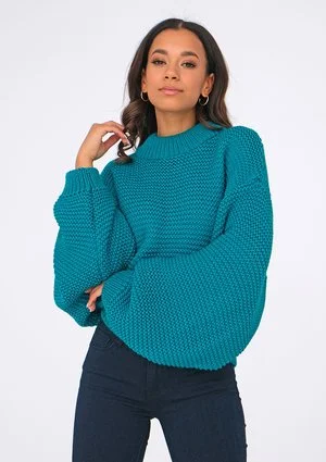 Loose green sweater