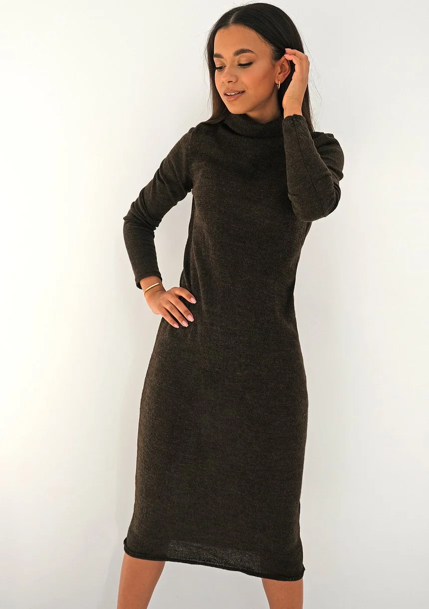 Swetrowa sukienka midi Brązowa ILM