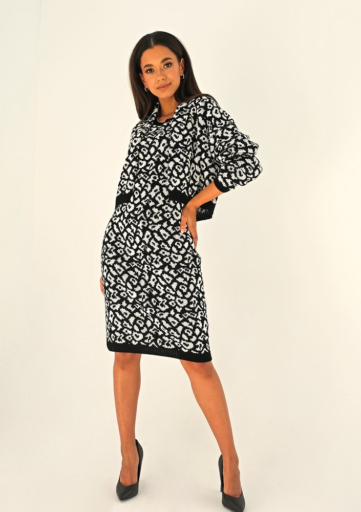 Swetrowy komplet w cętki ILM