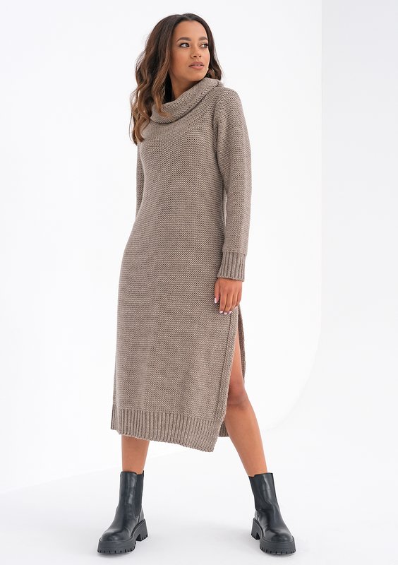 Midi knitted latte dress