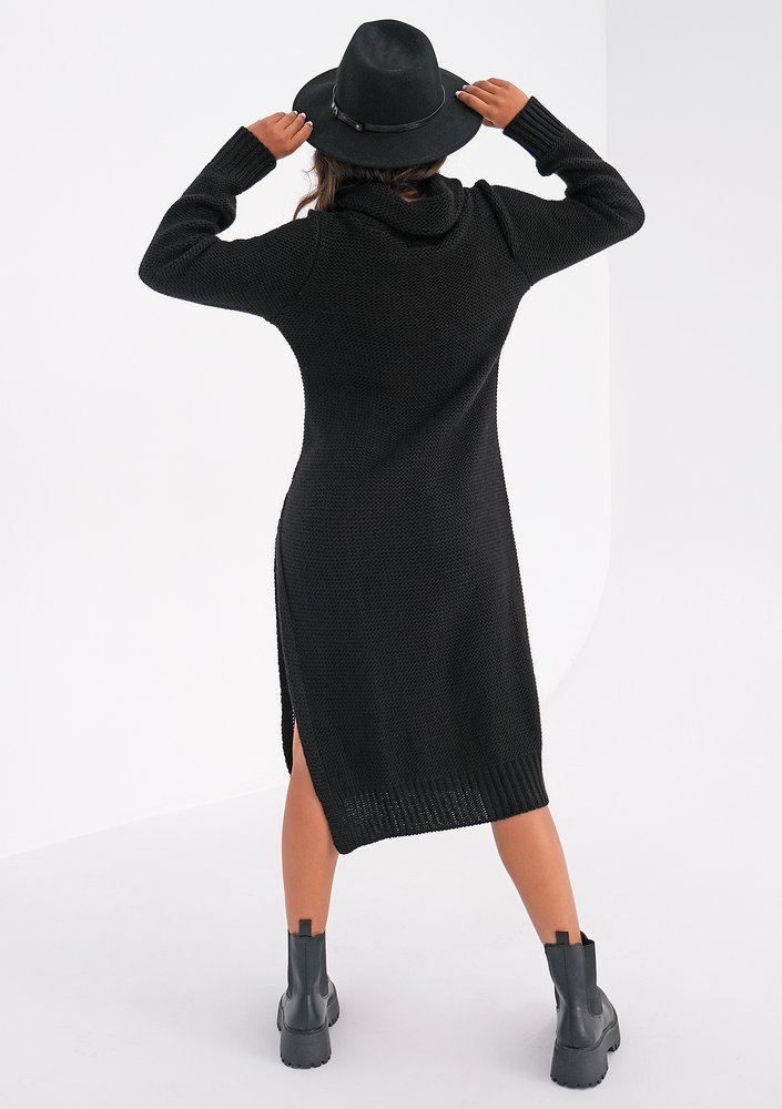 Midi knitted black dress