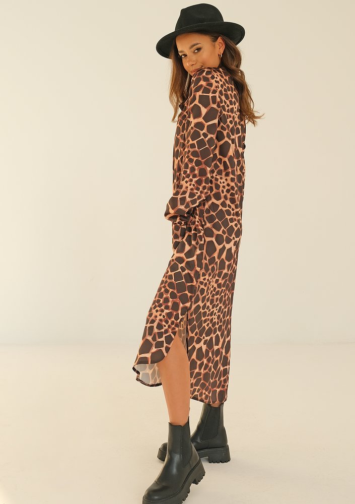 Margot - animal printed dress with a tied collar