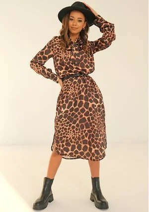 Margot - animal printed dress with a tied collar
