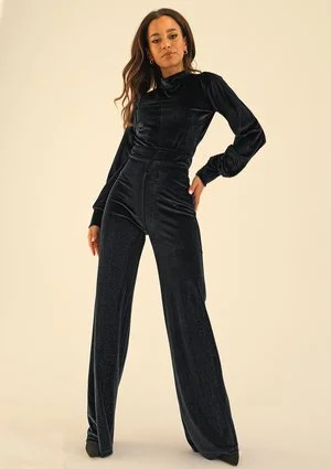 Noel - fitted black velvet women suit