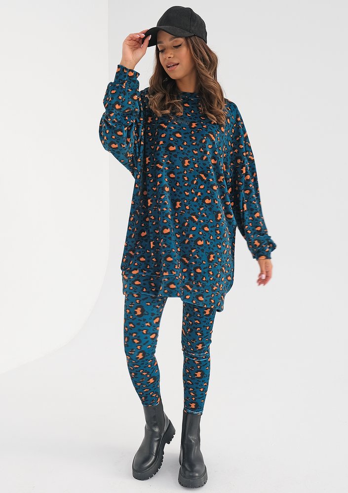 Snug - Long blue spotted velvet sweatshirt