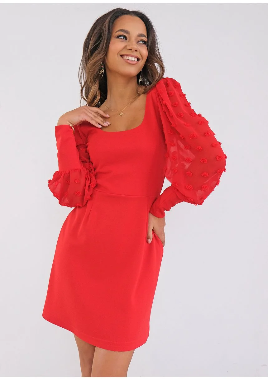 Nadine - sukienka z szyfonowym rękawem Czerwona