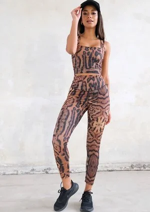 Classic - leopard spotted tank top