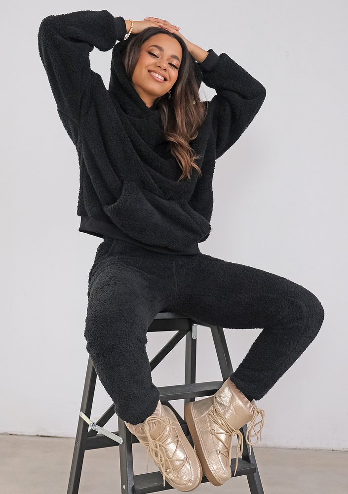 Fuzzy - Bluza futerkowa z kapturem Black