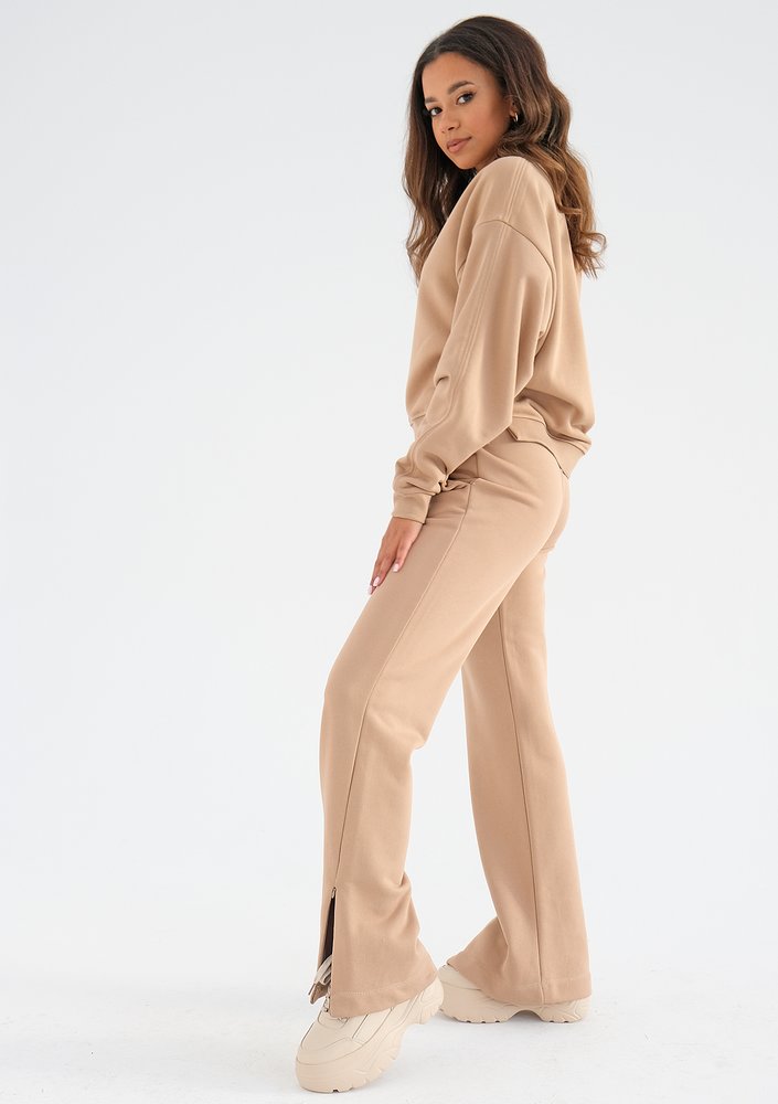 Kase - half turtleneck latte sweatshirt