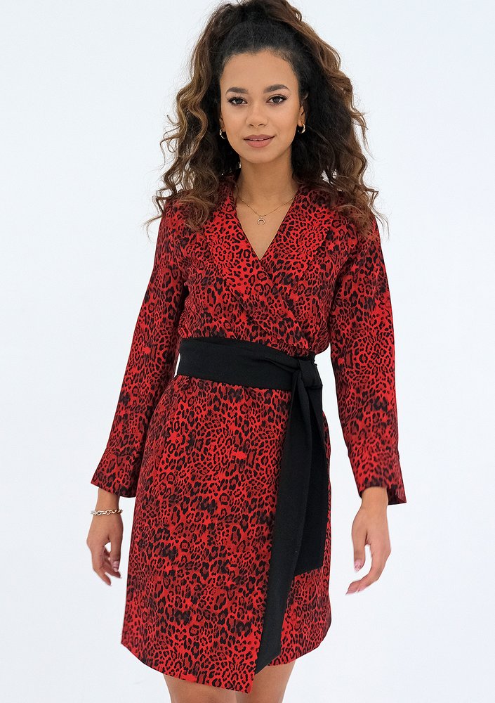 Rita - red dotted dress