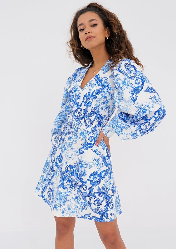 Camilla - dress with a blue print