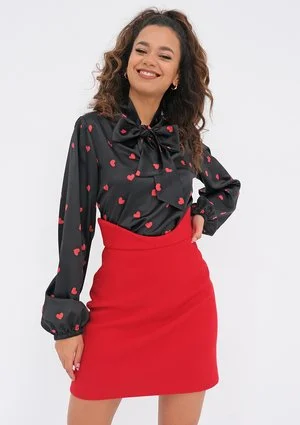 Lulu - black shirt in heart pattern