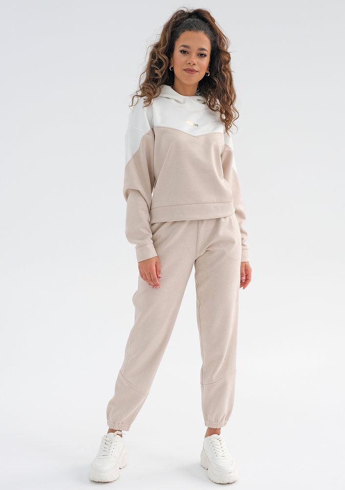 Irvine - beige eco suede sweatpants