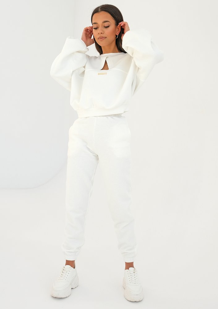 Loose - creamy loose fit sweatpants